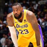 Sources — LeBron helps Lakers’ cap by signing below-max deal